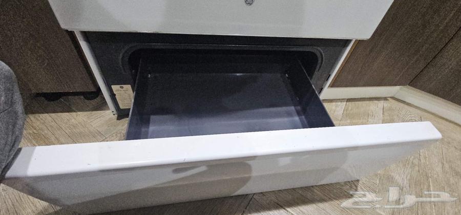 فرن كهربائي GE سيراميك 6 عيون   فرن سعة 680 لتر (نظيف)64466165013506113