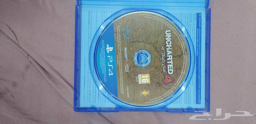 Uncharted 4 PS4 game disc, very clean, no scratches, priced at 100 SAR negotiable64465871263107111
