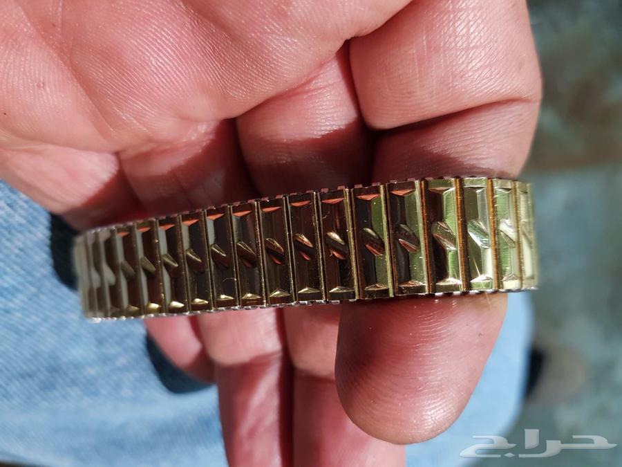 ساعه ويست اند المشهوره بأم صليب64466684150146113