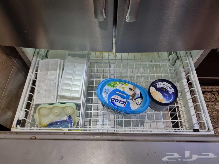 ثلاجة دولابية مع درج فريزر ريفريجديتر للبيع64467927206785113