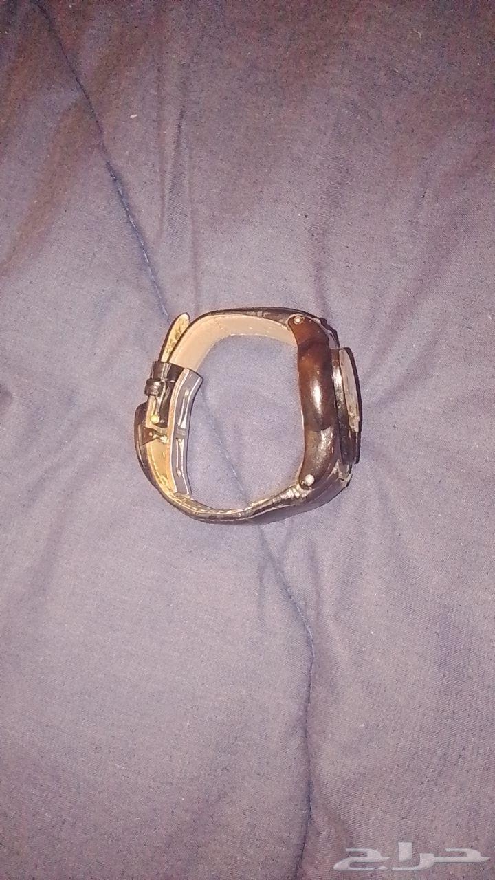 ساعة لمبرجيني اصليه مكسوره64465828935298112