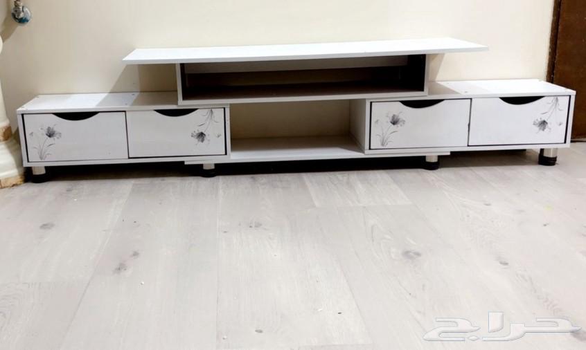 طاولة تلفزيون64467536051457110