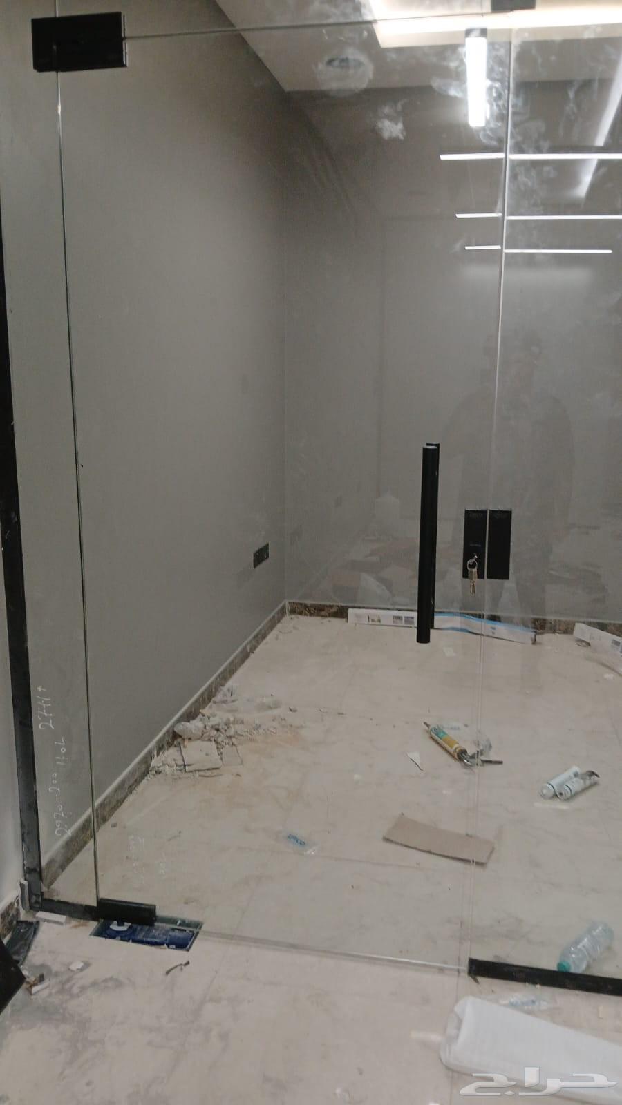 Scratch Glass64210554590978111