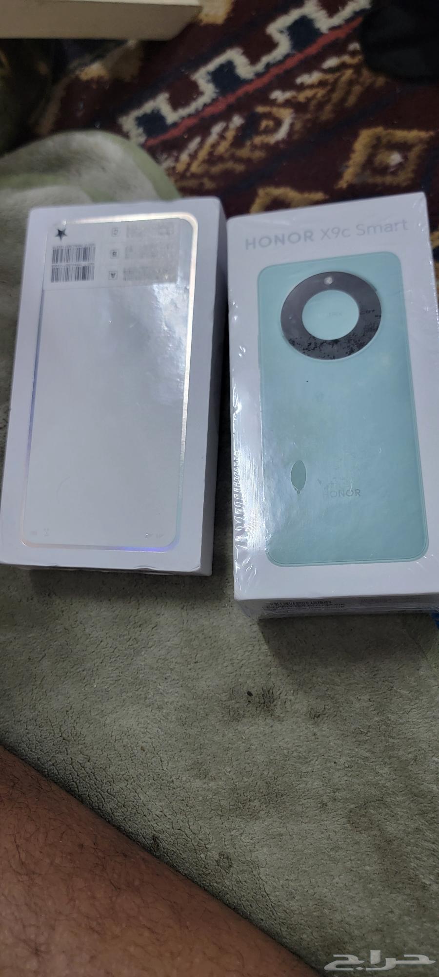 2  جوالات جديد في كرتونه64464632876161113