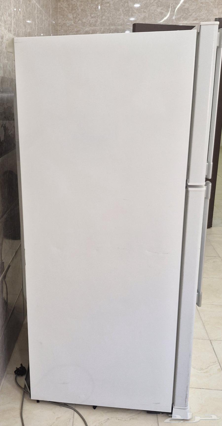 للبيع ثلاجة شركة هيتاشي المقاس 18.5 قدم64468092973315111