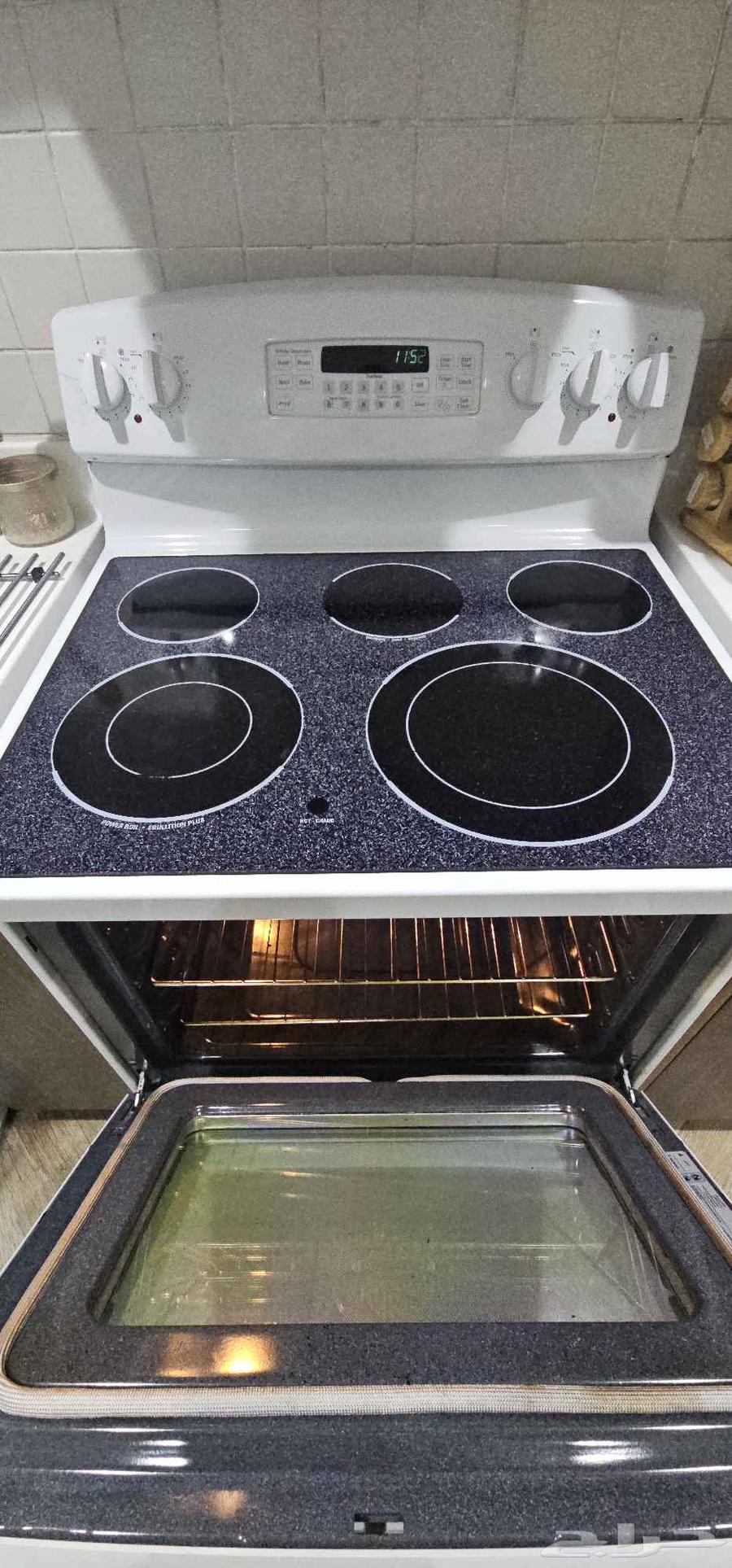 فرن كهربائي GE سيراميك 6 عيون   فرن سعة 680 لتر (نظيف)64466165013506110