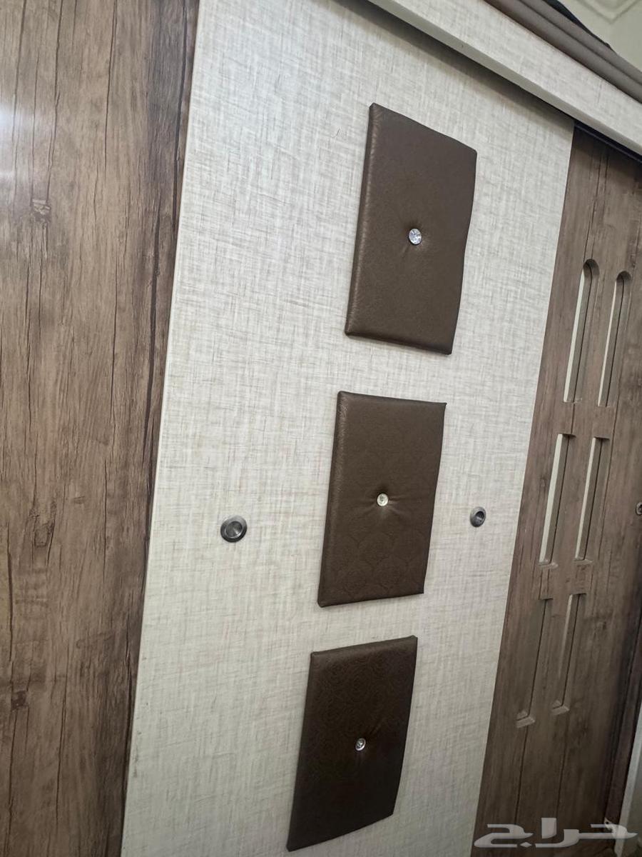 دولاب للبيع نظيف مره شبه الجديد السعر 30064469851066626110