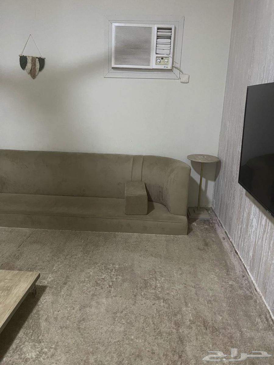 Clean sofa with cushions 4-4 rug center table side table64471526684547114