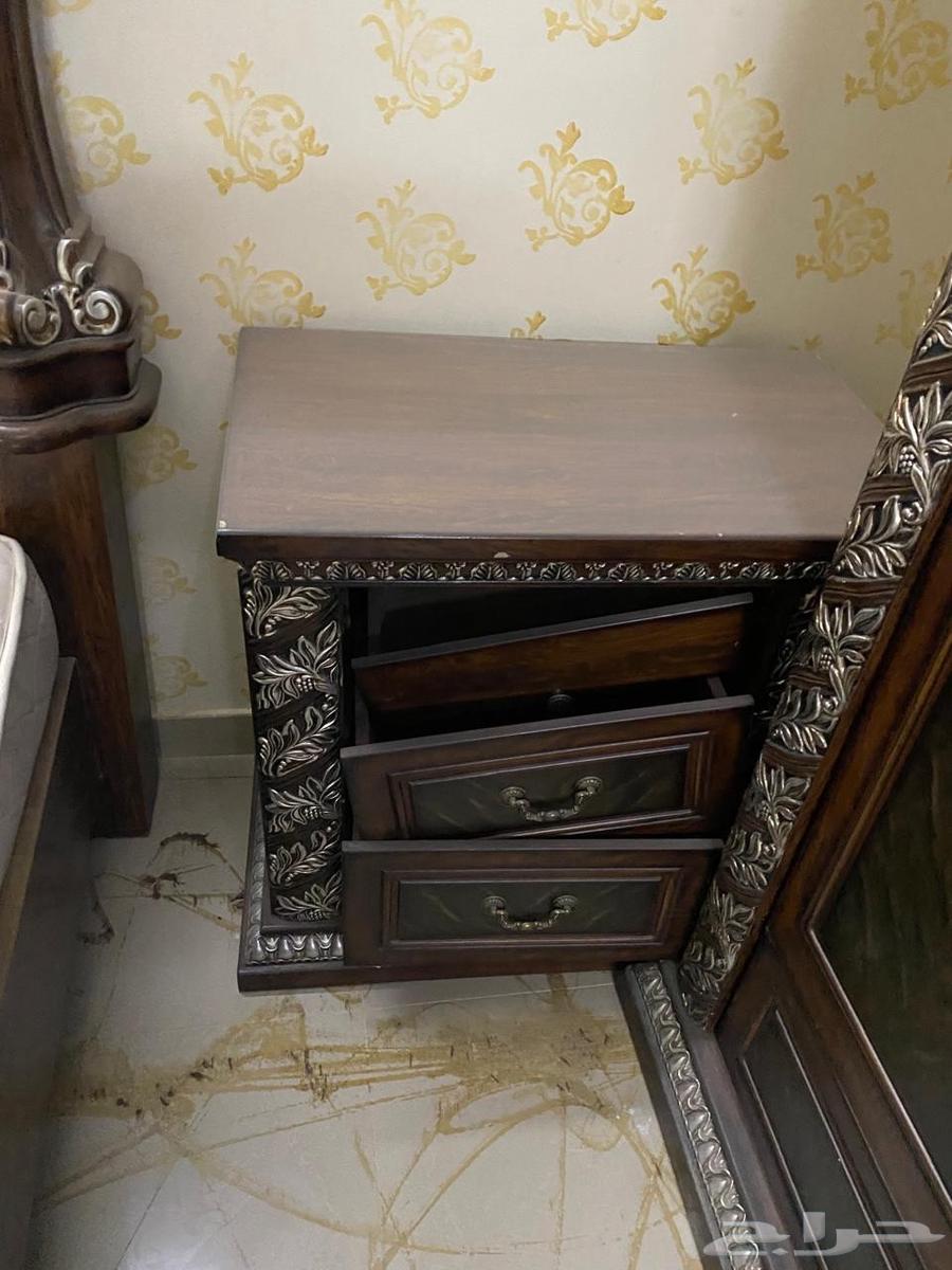 أثاث للبيع كله بحالة ممتازة64465197987585110