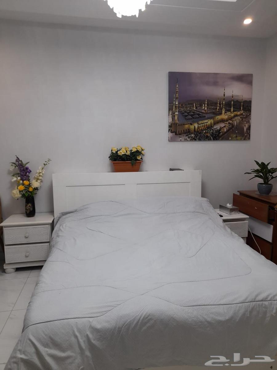 للبيع غرفة نوم كاملة بحالة ممتازة64470924784771110