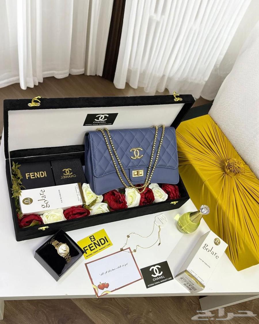 بكس هدايا نسائية فخمة (شنل   فندي   ديور) ب 320 ريال فقط64477838804355113