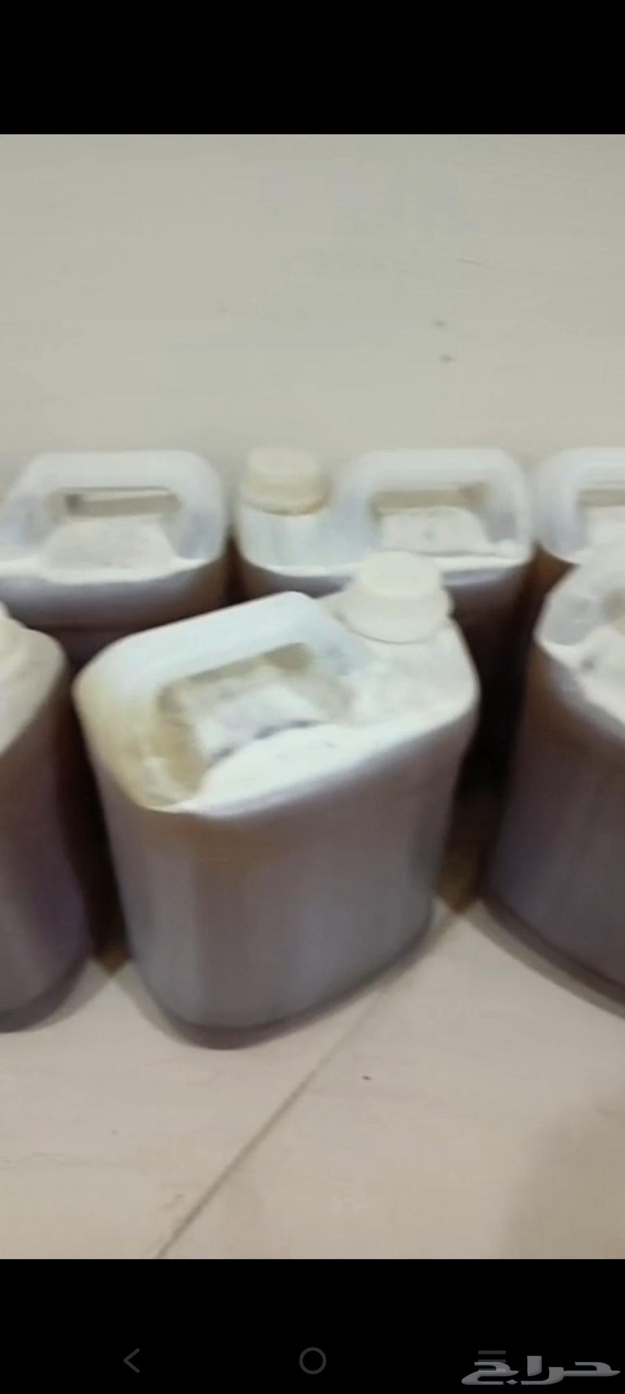 عسل يمني دوعني شرط بسعر 1200 الدبه والدبه فيها 7 كيلو64477171645186110