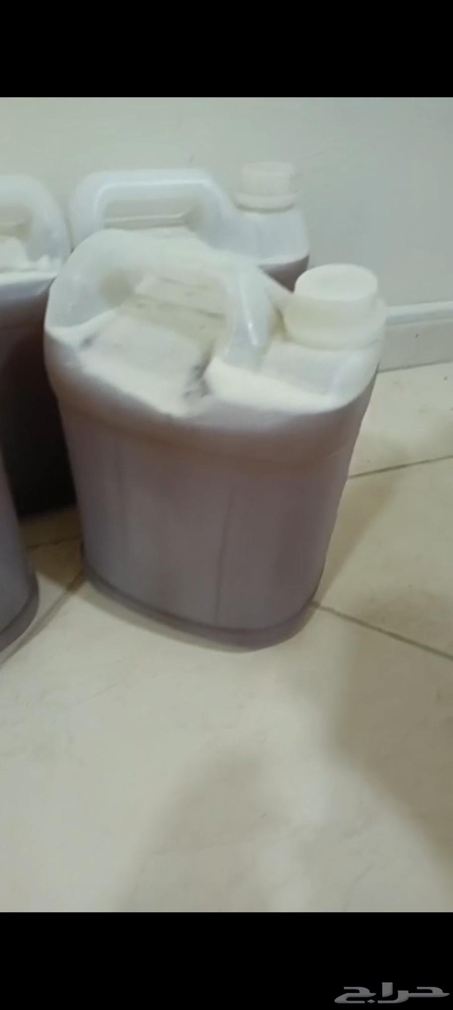 عسل يمني دوعني شرط بسعر 1200 الدبه والدبه فيها 7 كيلو64477171645186112