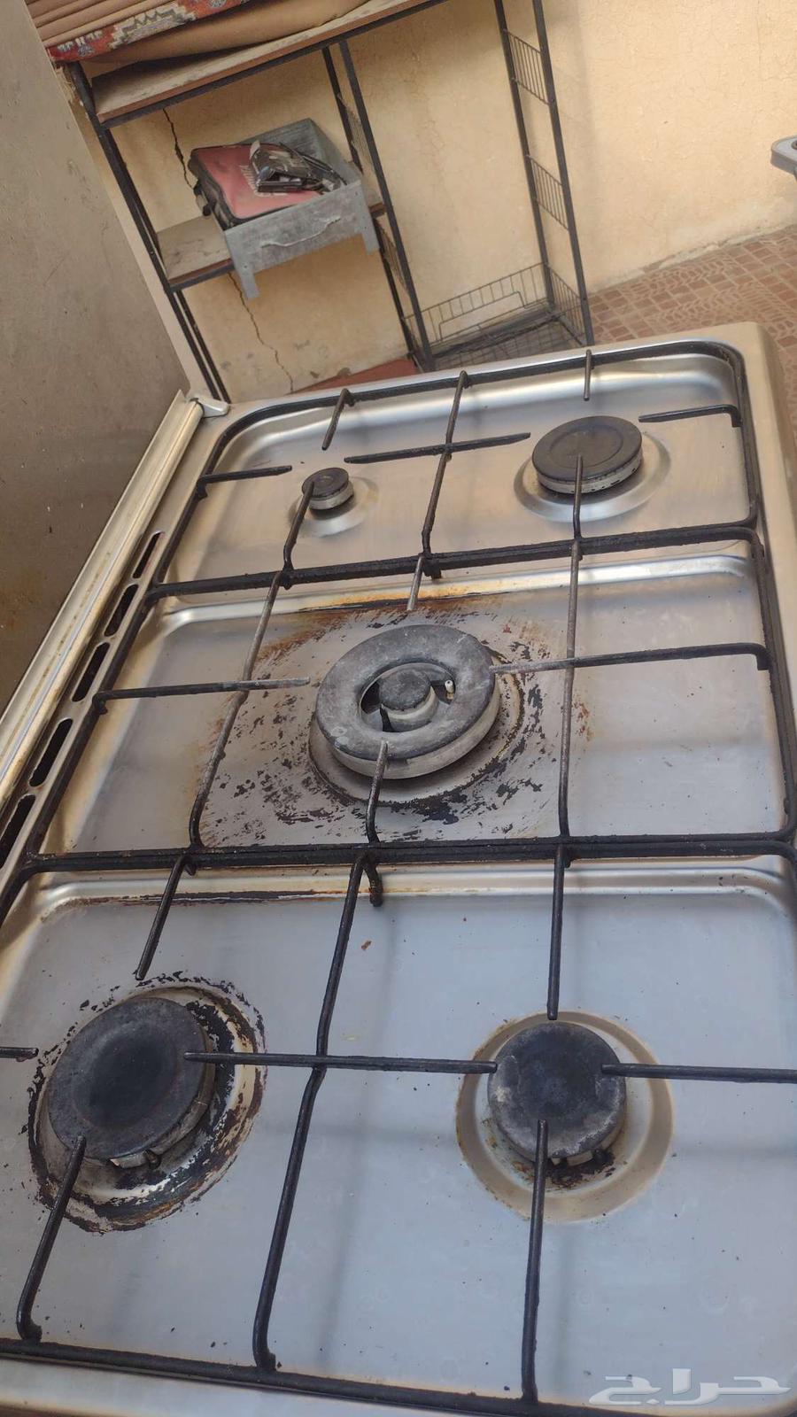 فرن خمسه اعين نظيف جدا64473653265923110
