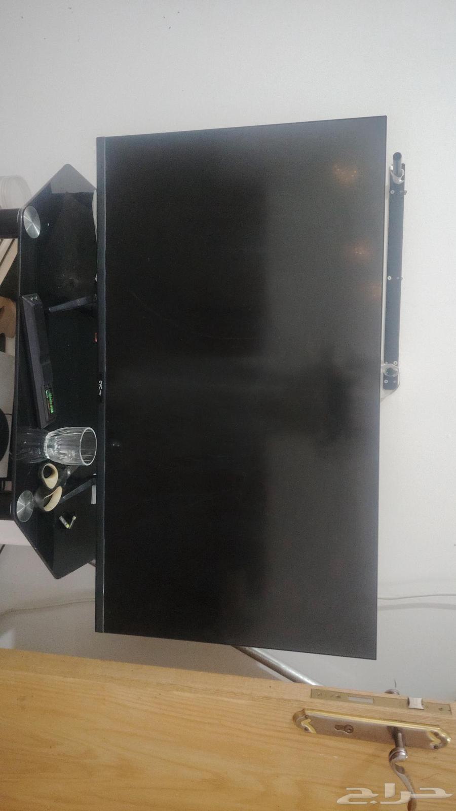 شاشه مكسوره للبيع64472803040130111