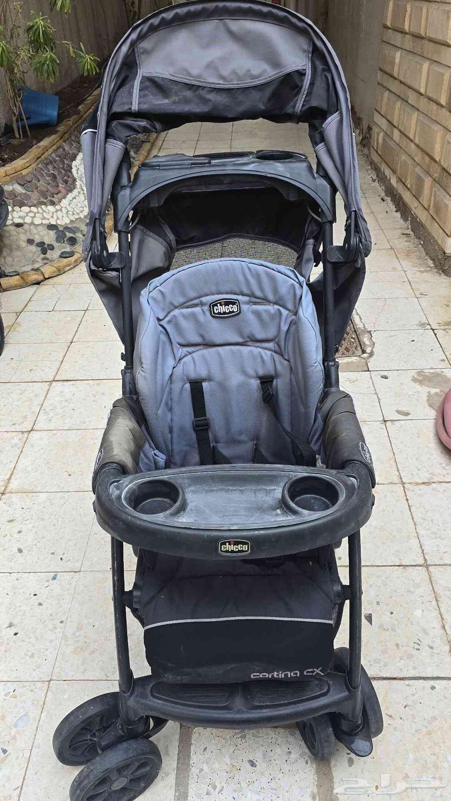 عربة أطفال شيكو chicco و حامل سيارة للأطفال من شركة شيكو64475612044291111
