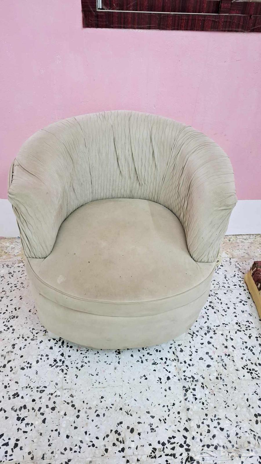 كنب للبيع تم تخفيض السعر للنصف لسرعه البيع64477631354243110