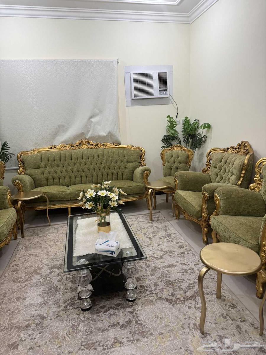 طقم كنب كلاسيك خشب دمياطي 11نفر سبب البيع السفر64475059015425112