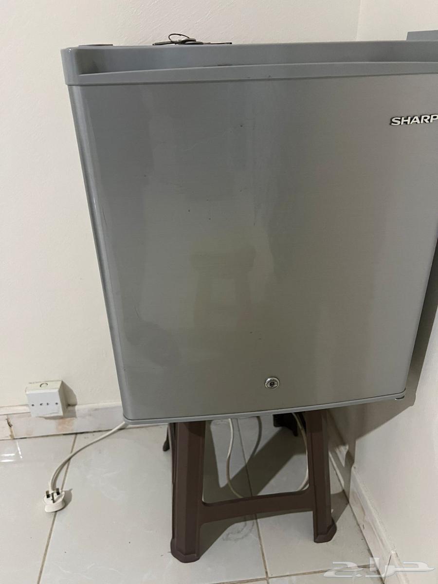 براد صغير ومكيف64477366902146110