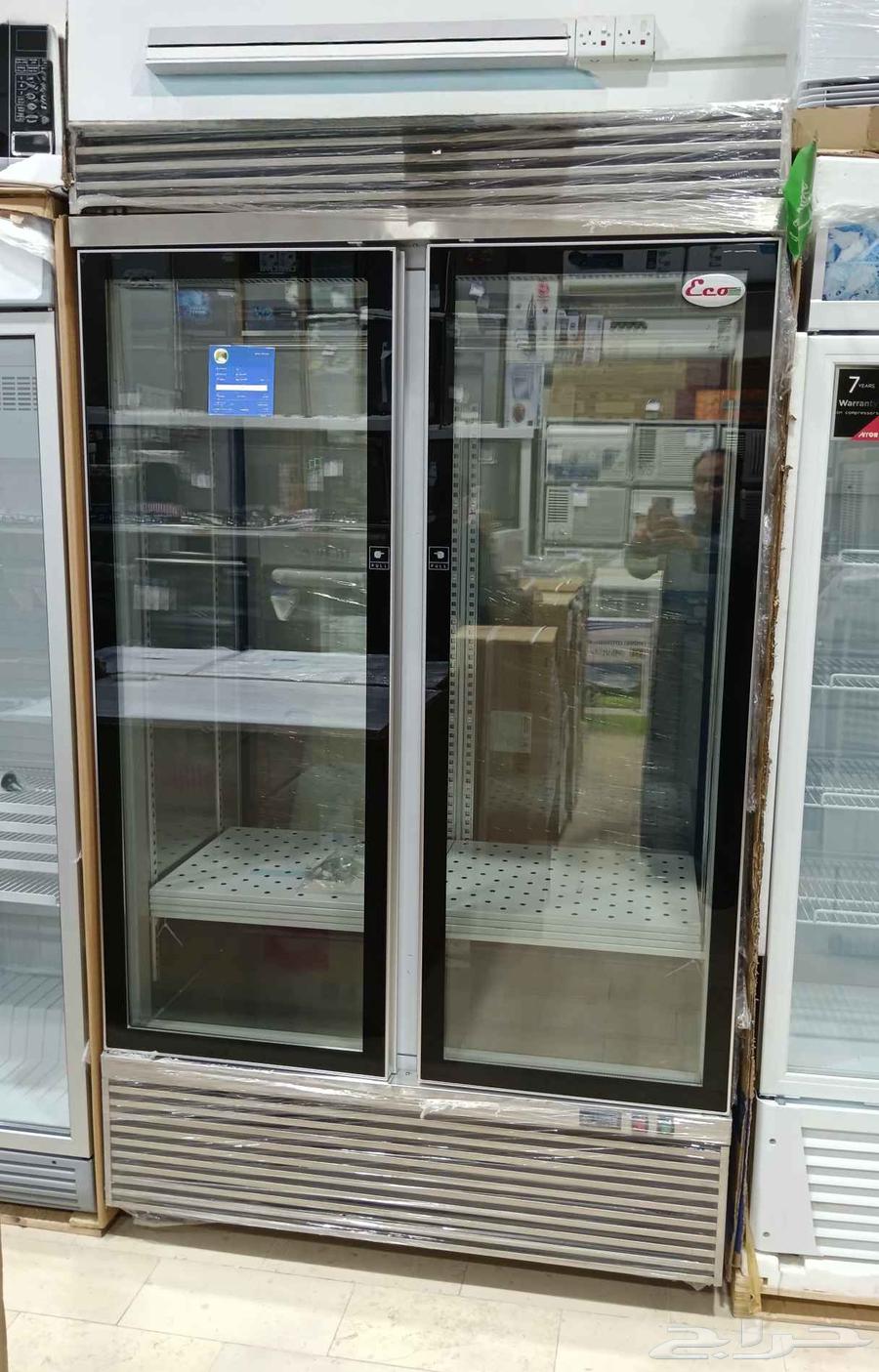 Meat display refrigerators with hanging and storage shelves64476253443713111