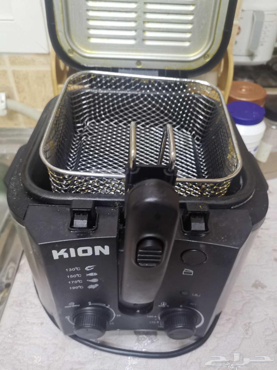 قلايه زيت كهربائية بحالة ممتازة64478292842626112