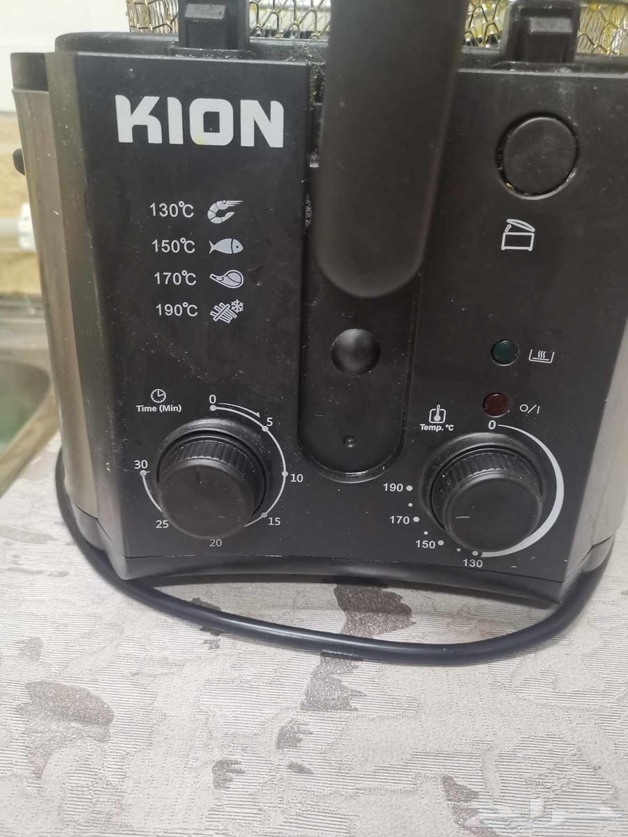 قلايه زيت كهربائية بحالة ممتازة64478292842626113