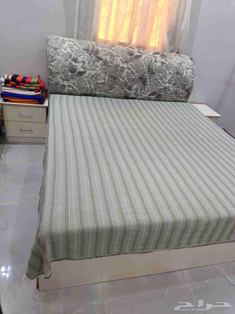 Clean and tidy fan and room64475819987074110