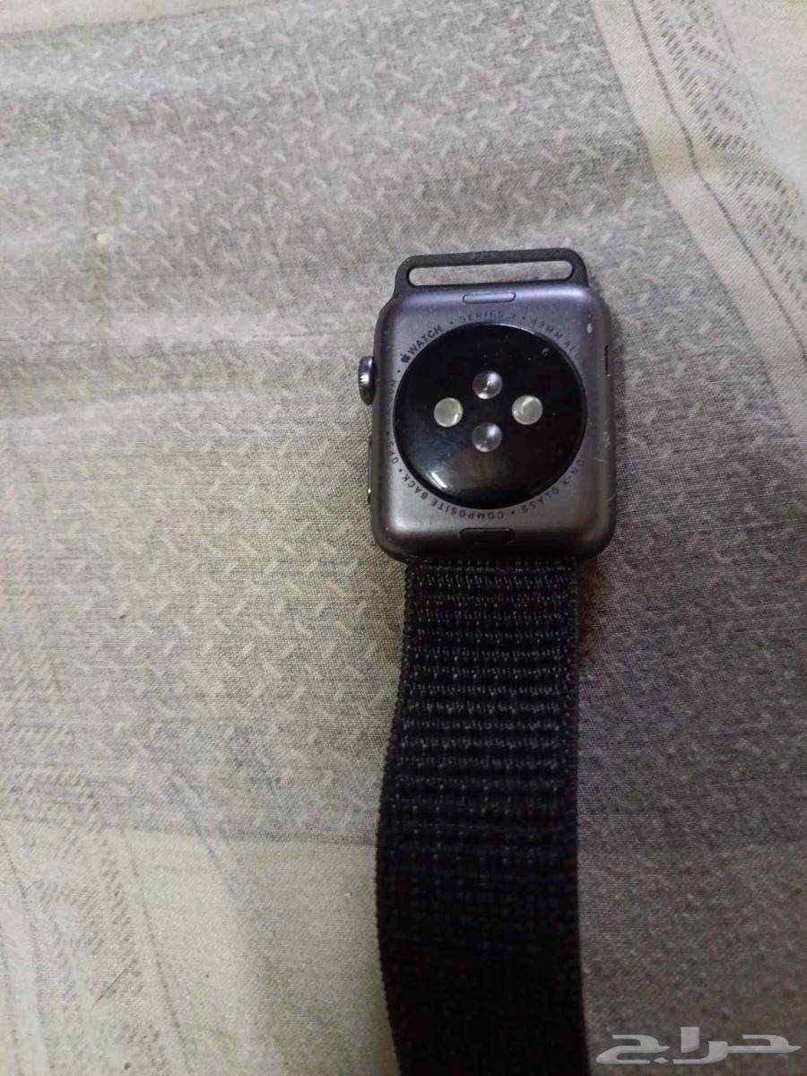 ساعة ابل 3 نظيفه جدا مع الشاحن64474219730947110