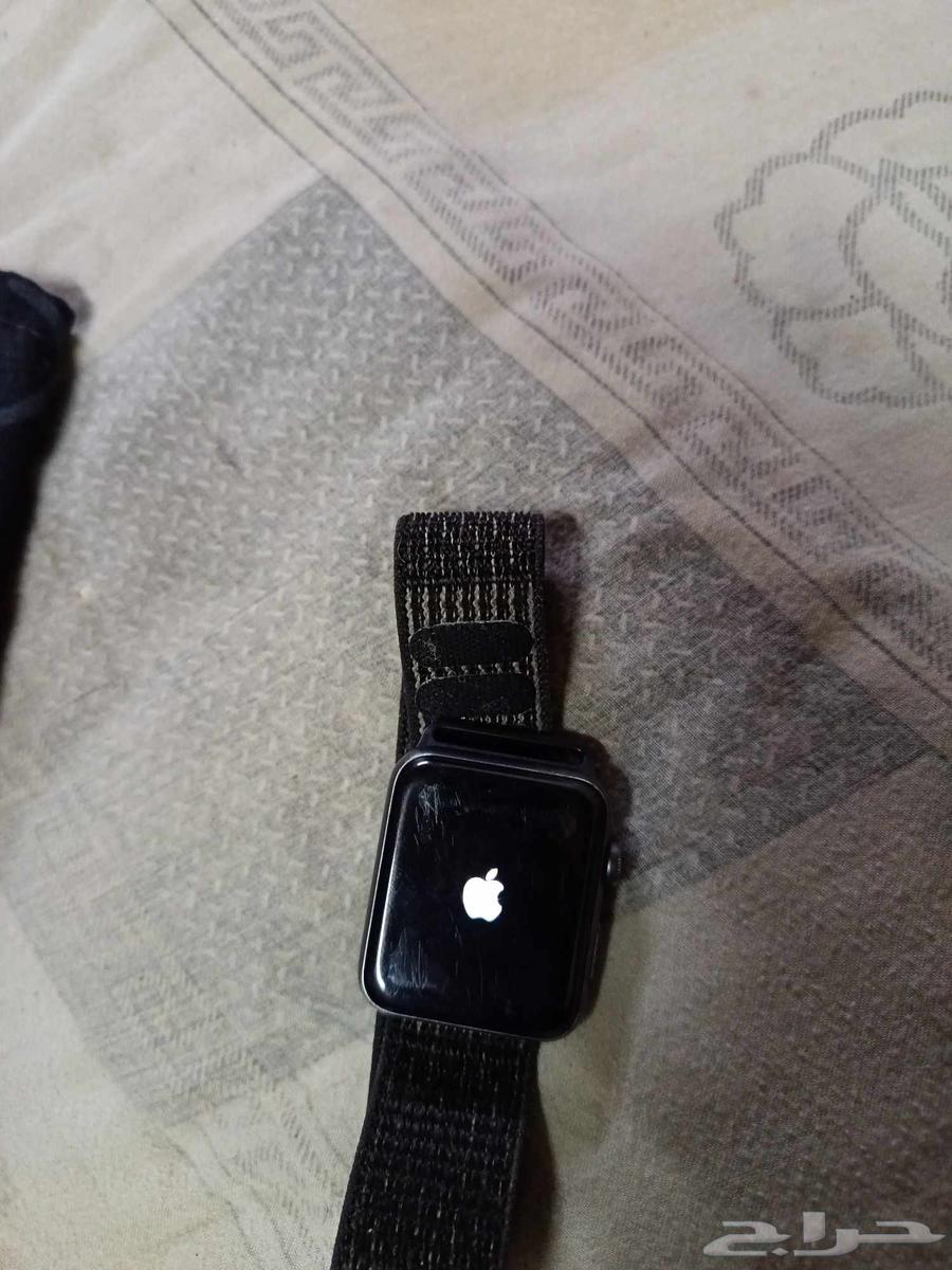 ساعة ابل 3 نظيفه جدا مع الشاحن64474219730947112