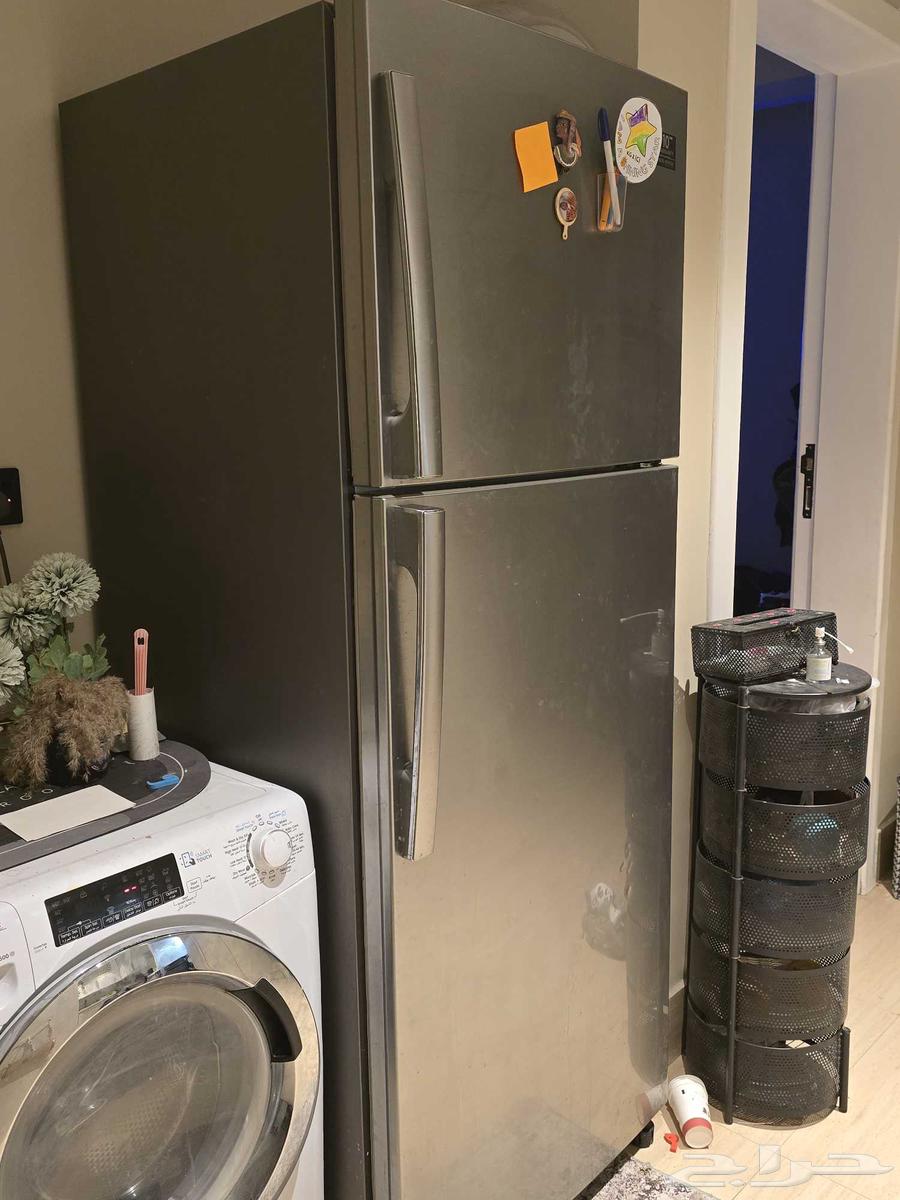 ثلاجة سامسونج للبيع بحالة ممتازه فيها حافظة العصير مكسورة64473966434049112