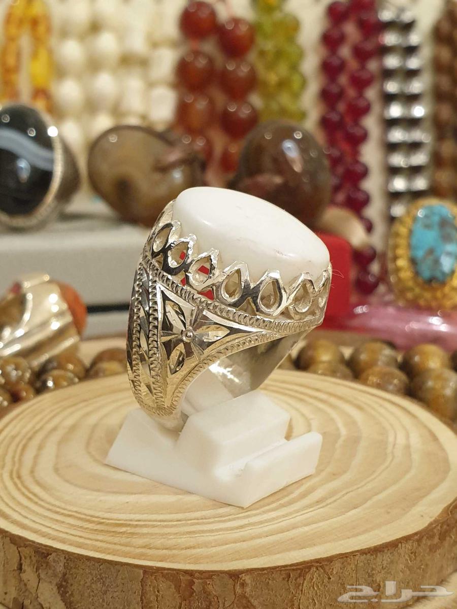 خاتم عقيق يماني ابيض64475487688322112