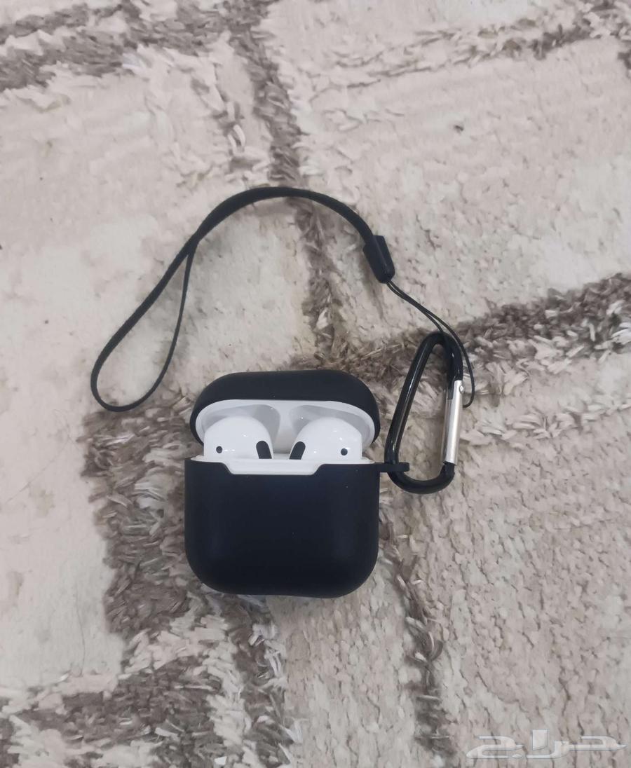 تلبيسه ايربودز سوداء جديده نضيفه و تقدر تحطها مع المفاتيح64474707172738110