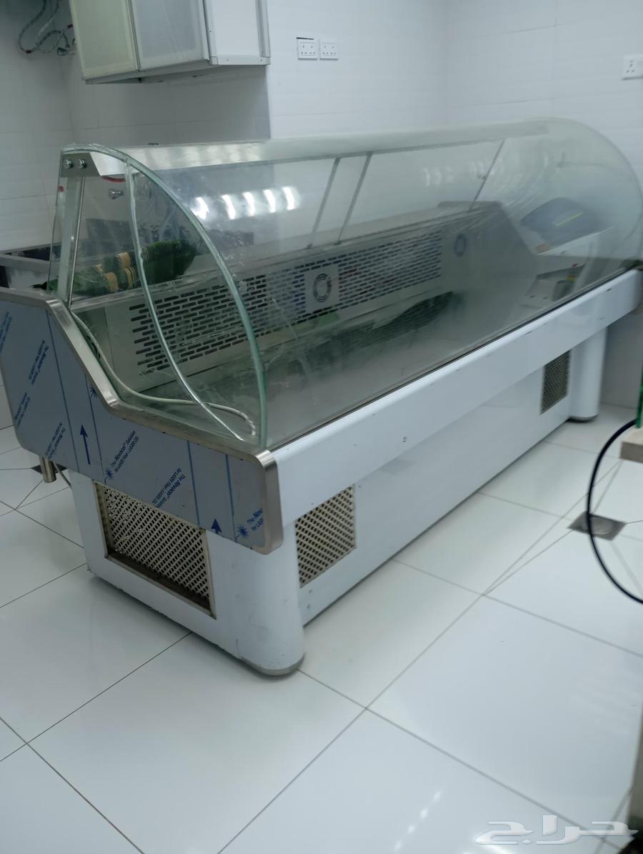 New meat display refrigerator with minimal use64476280507265112