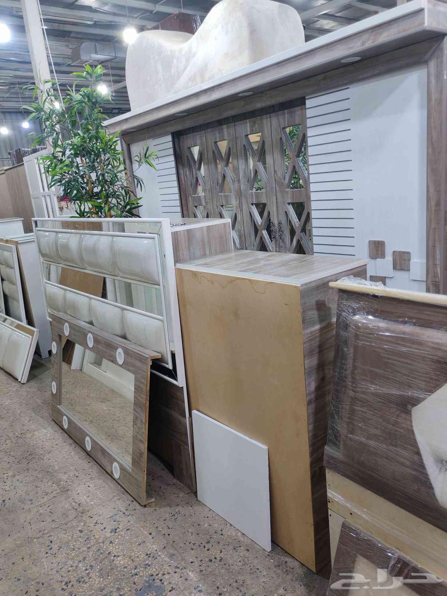 غرف نوم ودواليب مستعمل بحاله ممتازه64477644846978111