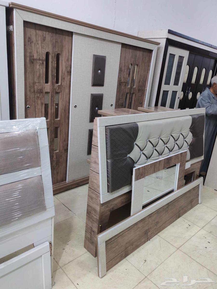 غرف نوم ودواليب مستعمل بحاله ممتازه64477644846978113
