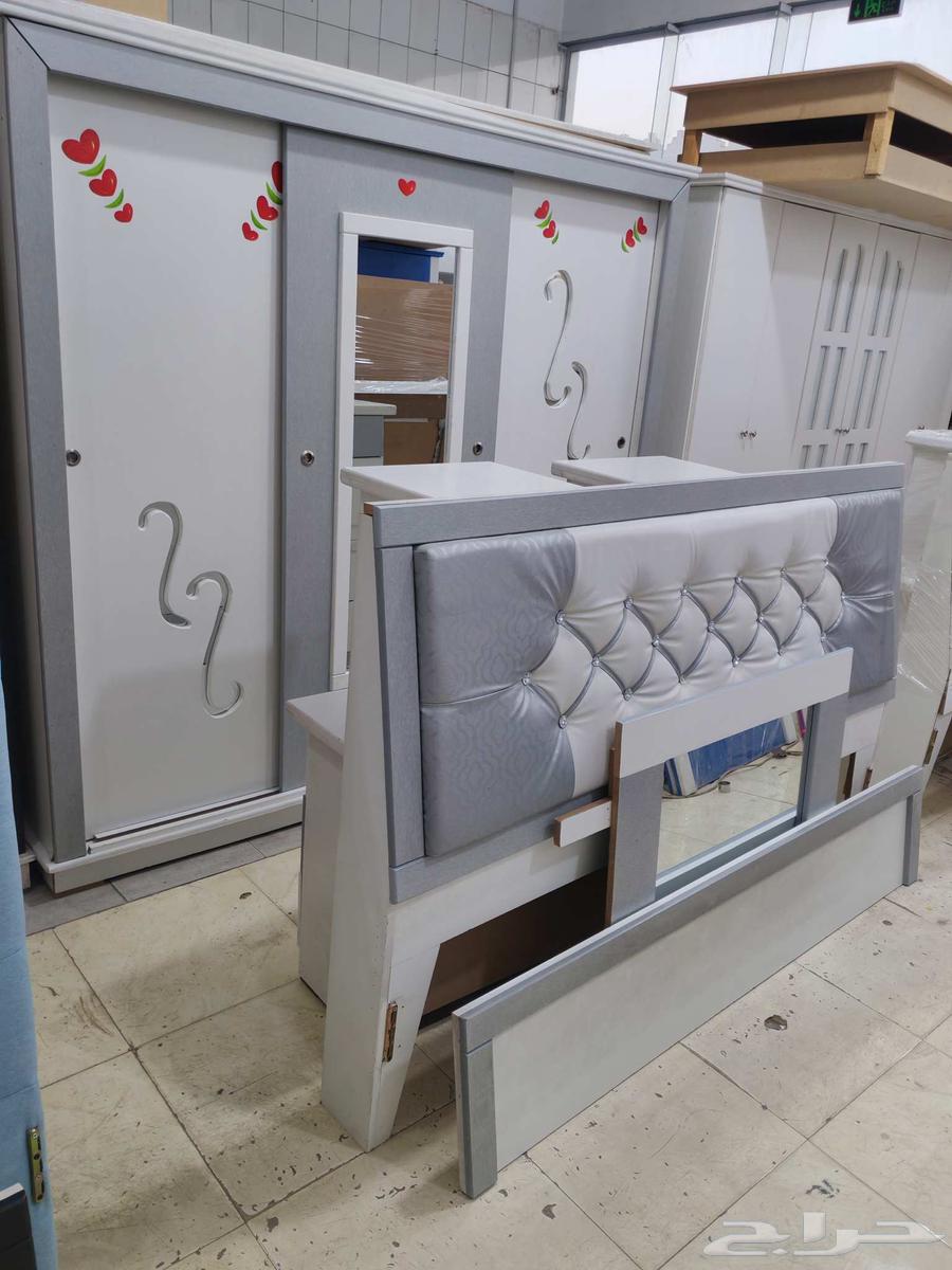 غرف نوم ودواليب مستعمل بحاله ممتازه64477644846978114