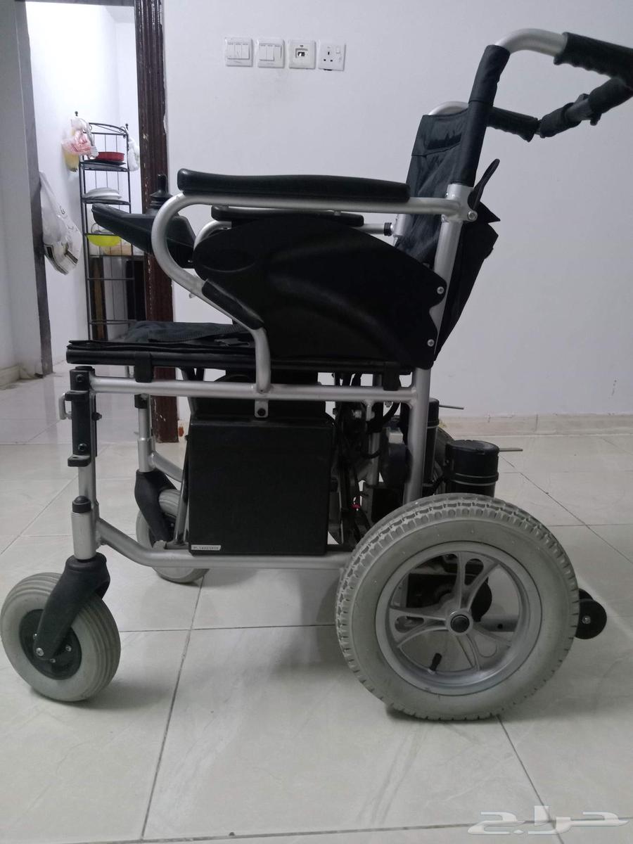 عربيه كهربائيه64474610652801111