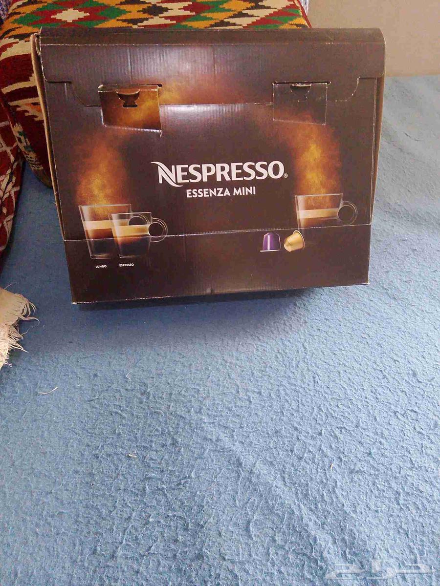 There is a coffee machine64475904166273110