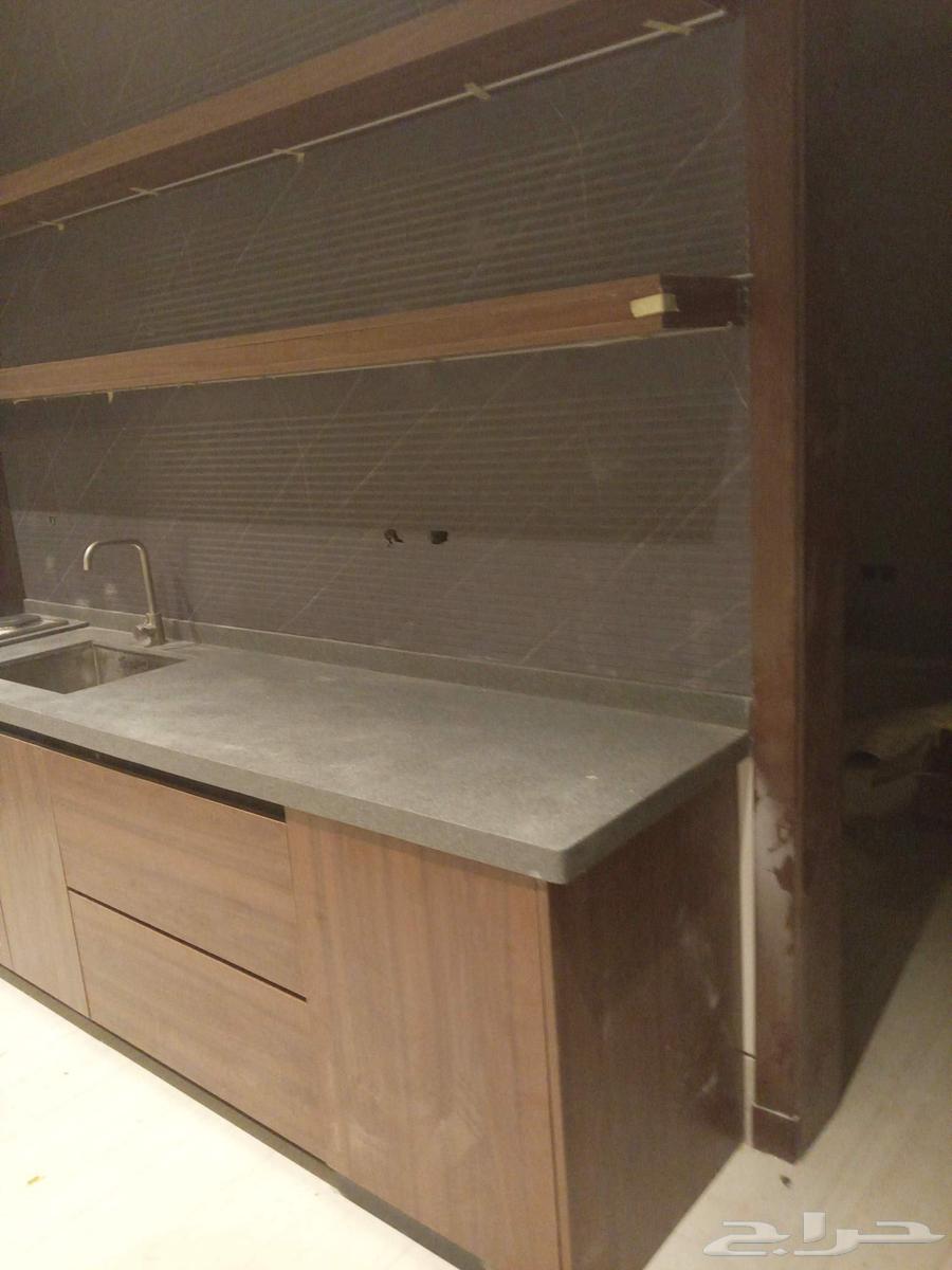 Custom kitchens, bedrooms, closets, and table decorations64144978122242111