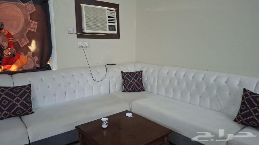 مجلس شبه جديد64475088024194110