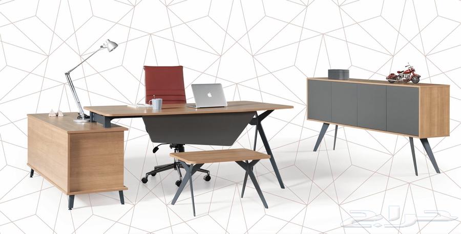 مجموعة مكاتب حديثة للمدير وموظفي المكتب64471856467586111