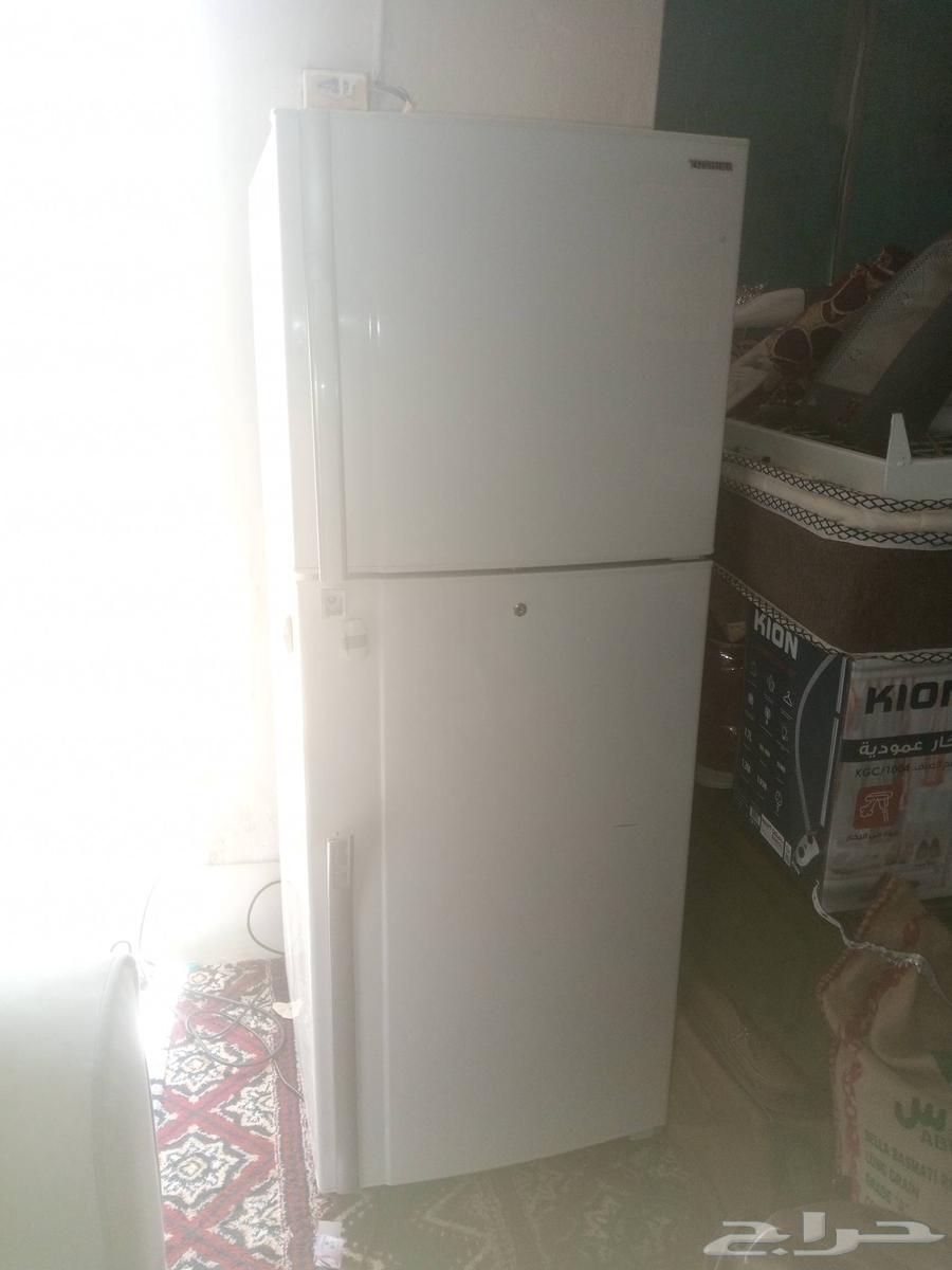 Semi-new used refrigerator, clean, contact only serious buyers64471760455425110
