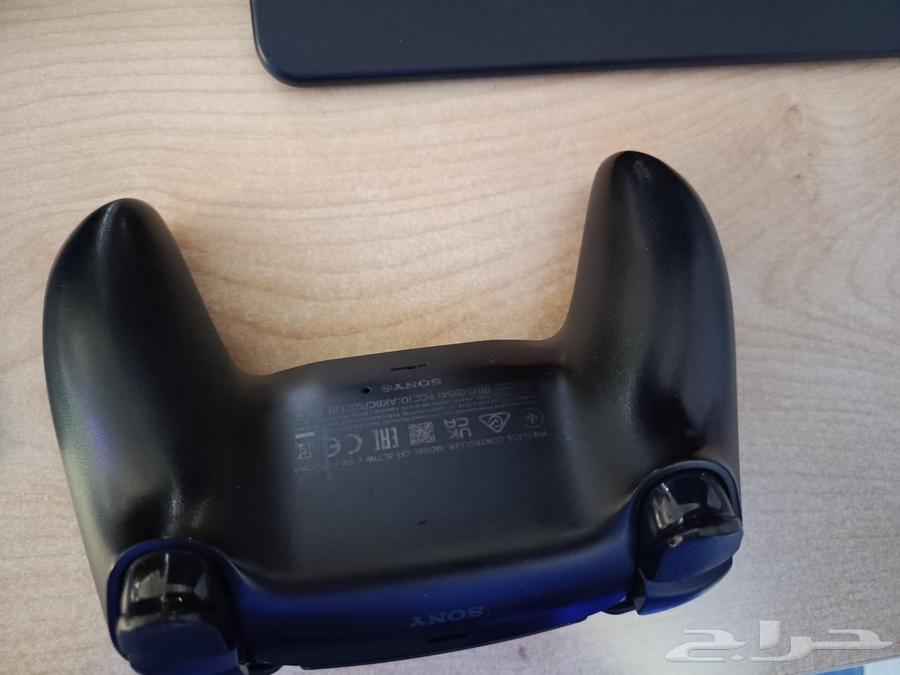 Original PlayStation 5 controller with no issues64473527047041111