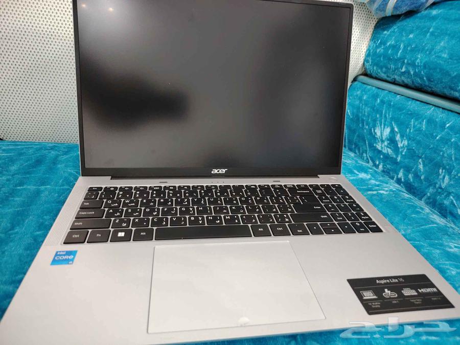 لاب توب للبيع 1500 ريال64444003222658112