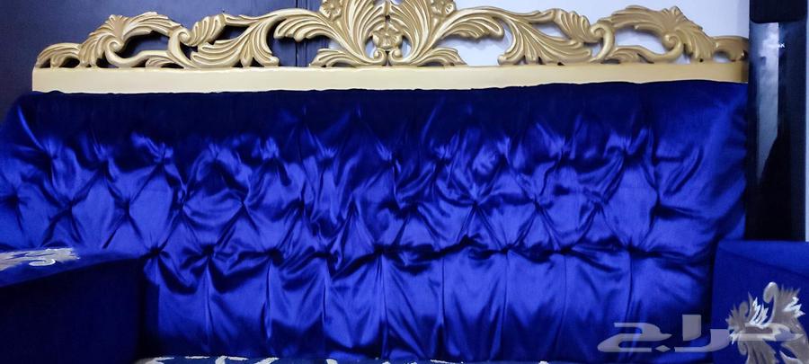 3.5  5 clean majlis with carpet64476545356034112