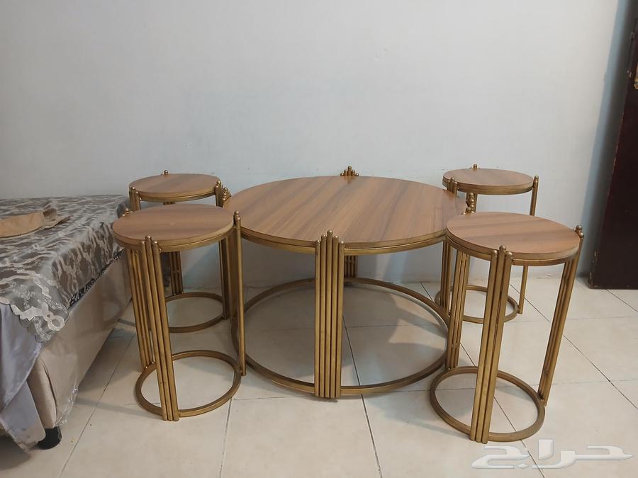 طاولة ودباب64474059827458110