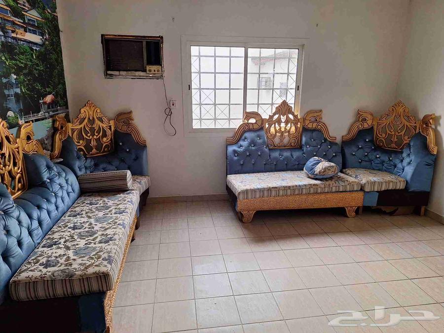 اثاث نظيف للبيع64476406501506114