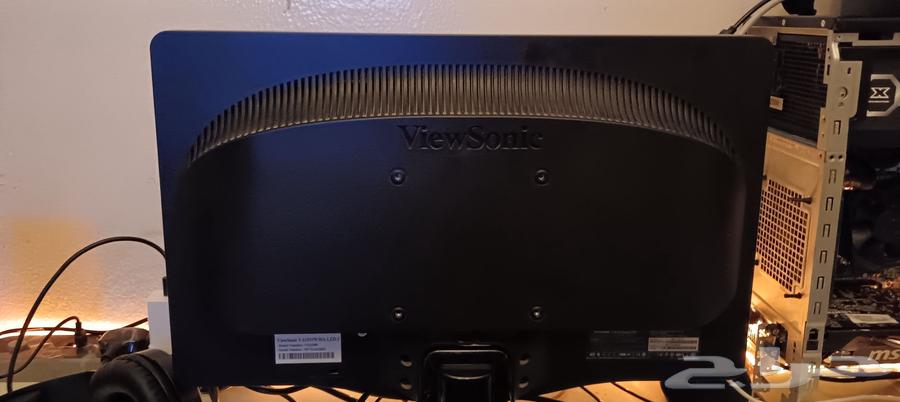 Clean computer screen64478457620225112