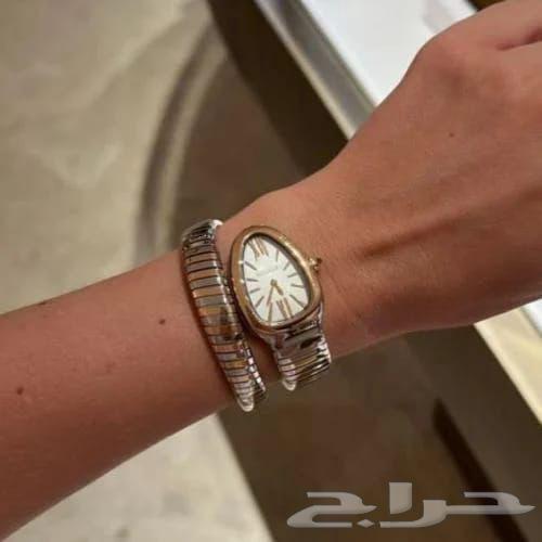 عرضات. جديد ساعات شكل بولغاري نسائي ضمان سنه مع المحقات64475446295811111