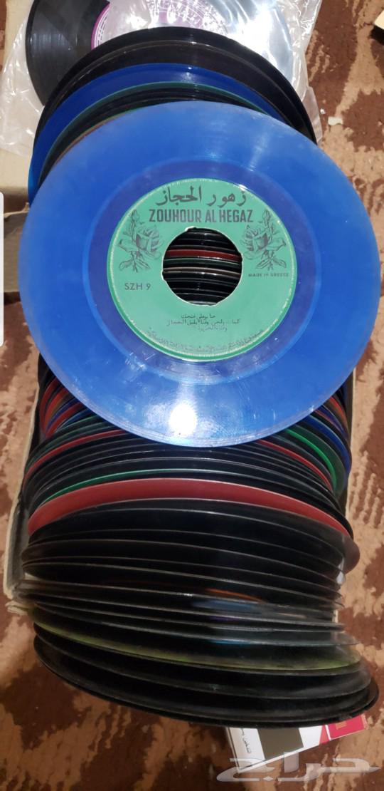 للبيع اسطوانات فونوغراف قديمة اثرية64475321702402112